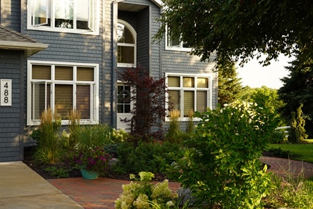 9 Ways to Boost Your Curb Appeal in 2024