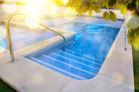 Refreshing Your Pool with Stunning Rehabilitation Techniques